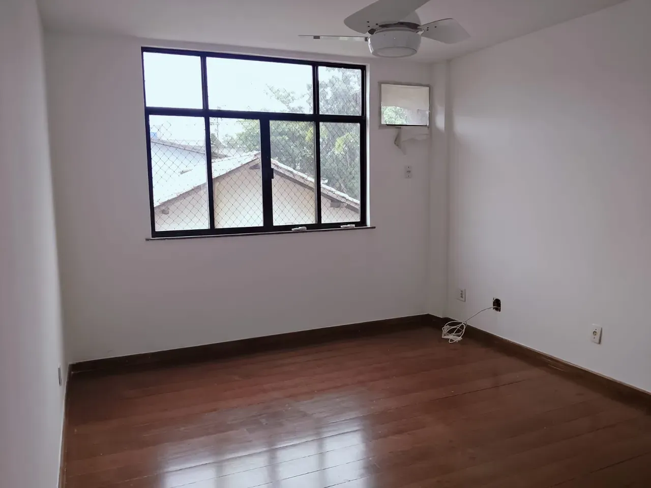 Rental apartment with 3 bedrooms, 3 baths and 140 m² — photo 49
