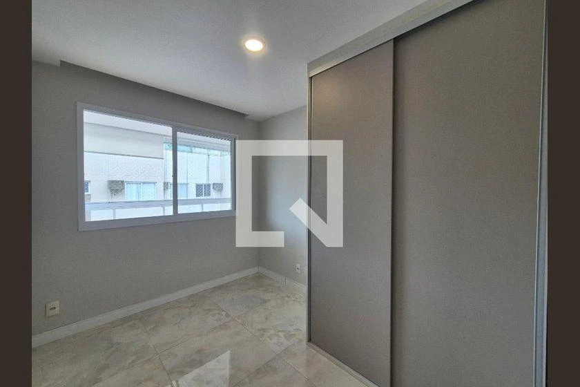 Apartamento de 2 quartos com closet — photo 8