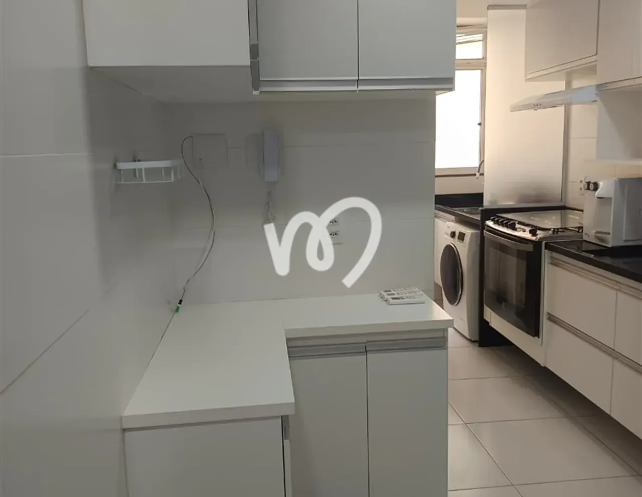 Walk-in closet in a 3-bedroom apartment, 101 m² — photo 28
