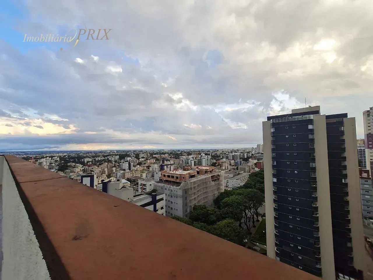3-bedroom apartment with 90 m², balcony and 2 parking spots — photo 10