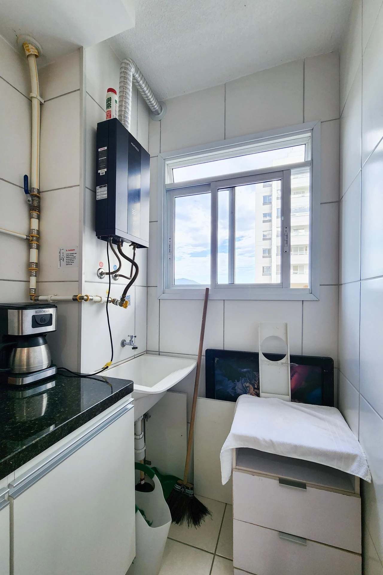 Apartamento mobiliado com cozinha integrada e varanda — photo 15