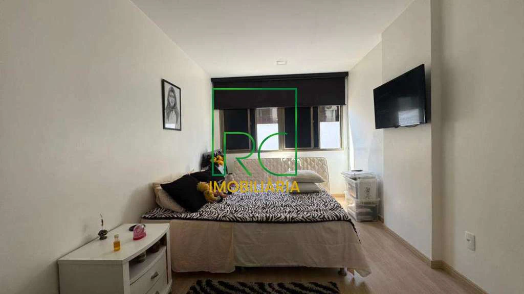 Furnished 4-bedroom apartment with 250 m² — photo 10