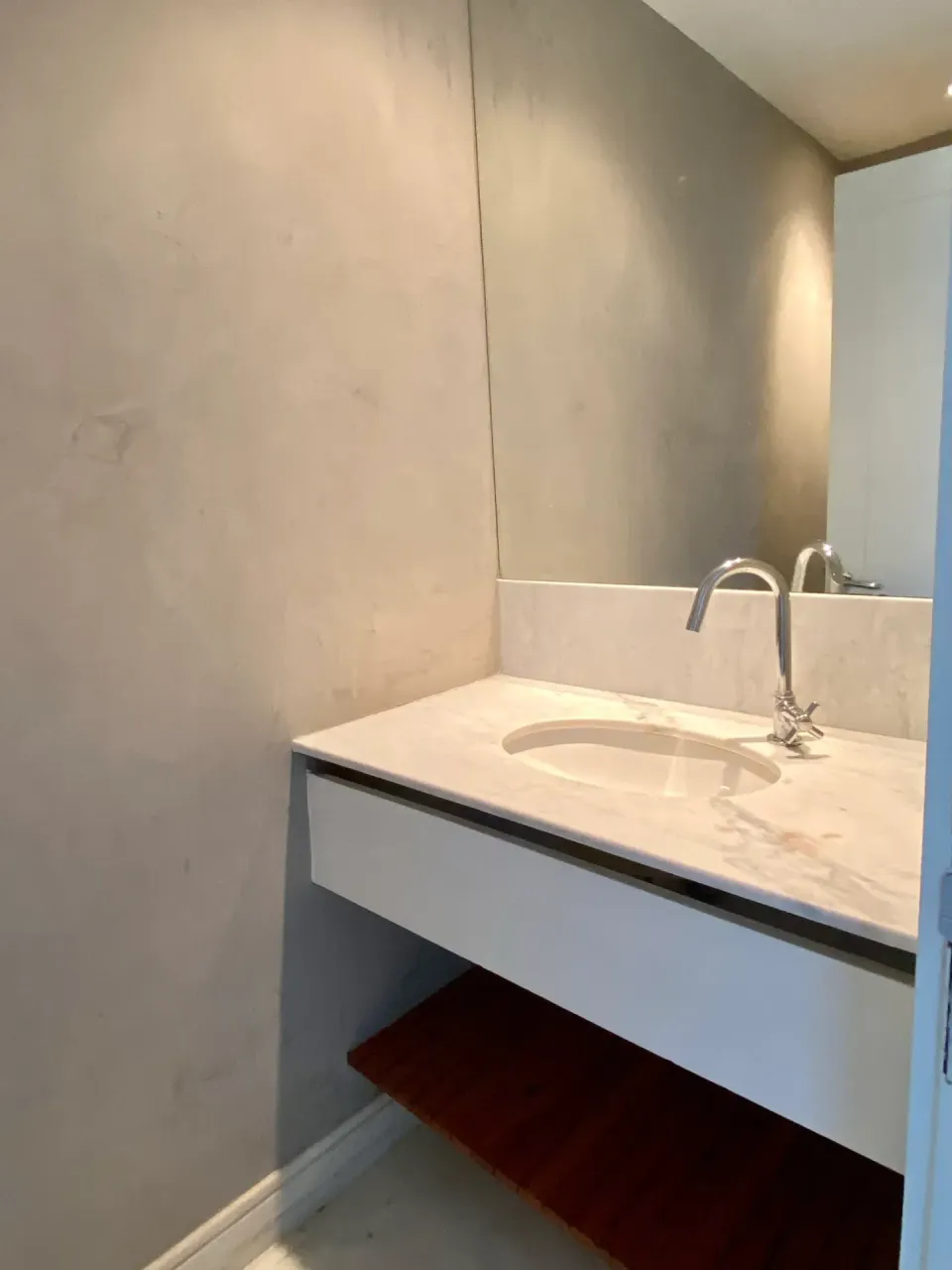 Apartamento con 3 habitaciones y balcón cerrado de vidrio — photo 11