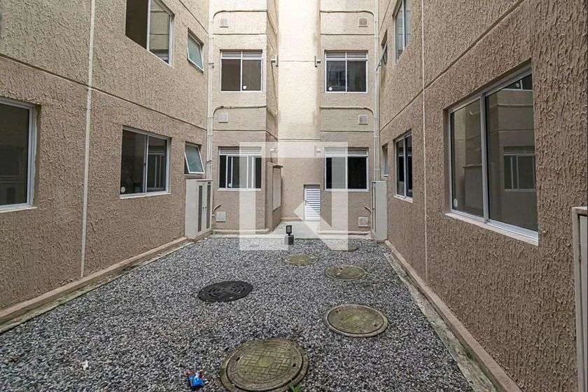 Apartamento de 2 quartos com armários na cozinha — photo 29