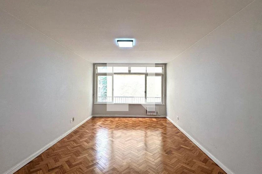 Деревянный пол или ламинат и 3 спальни: квартира 114 м² — photo 7