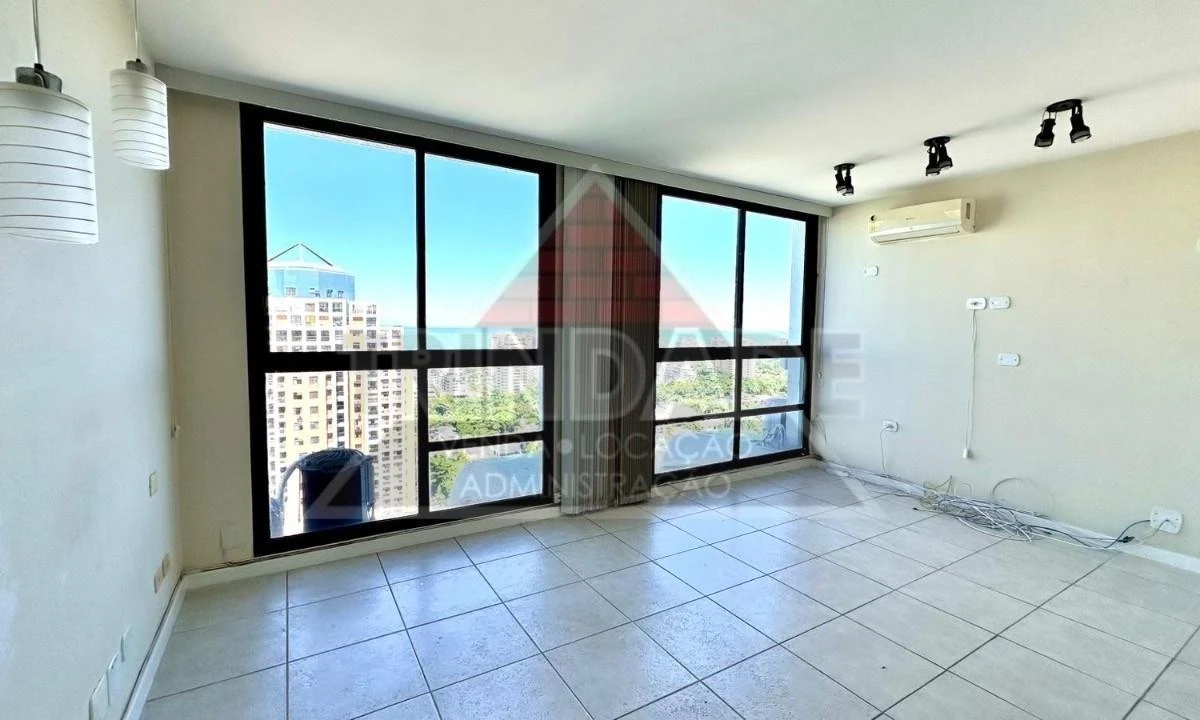 Unfurnished apartment with 3 en-suite bedrooms, 200 m² — photo 21