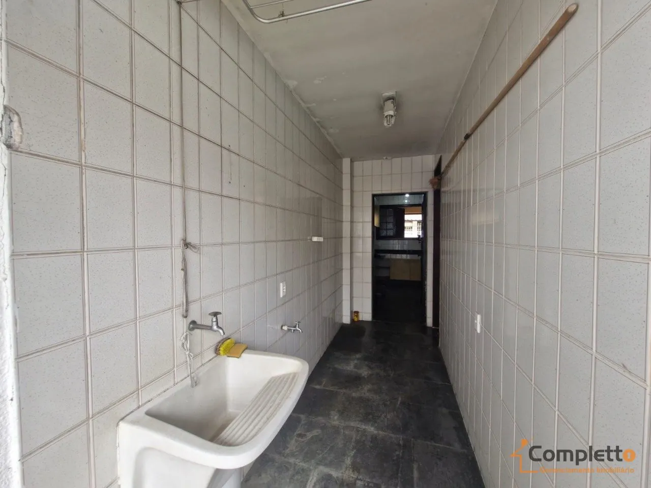 Casa de 220 m² con balcón gourmet y bañera — photo 29