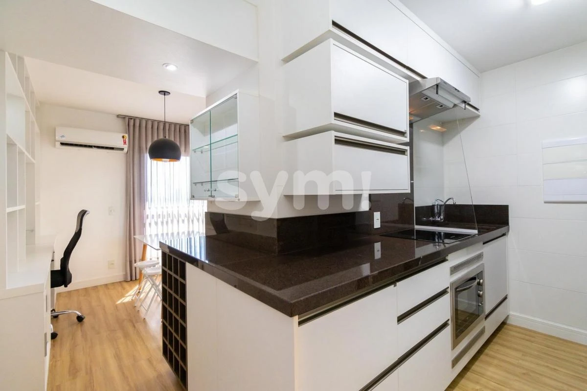 Furnished 1-bedroom apartment with balcony and 55 m² — photo 40