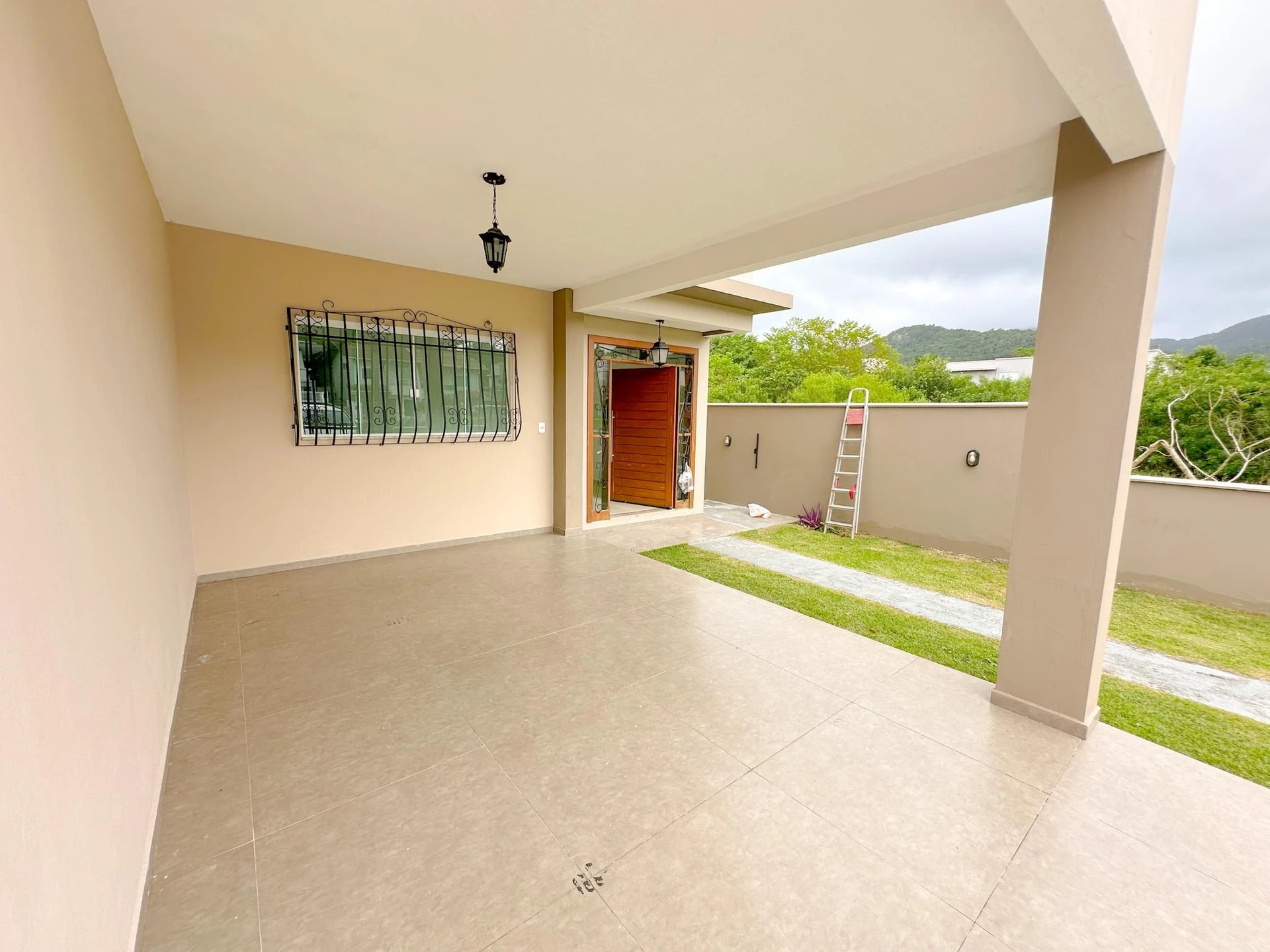 Garden in a 4-bedroom house, 194 m² — photo 61