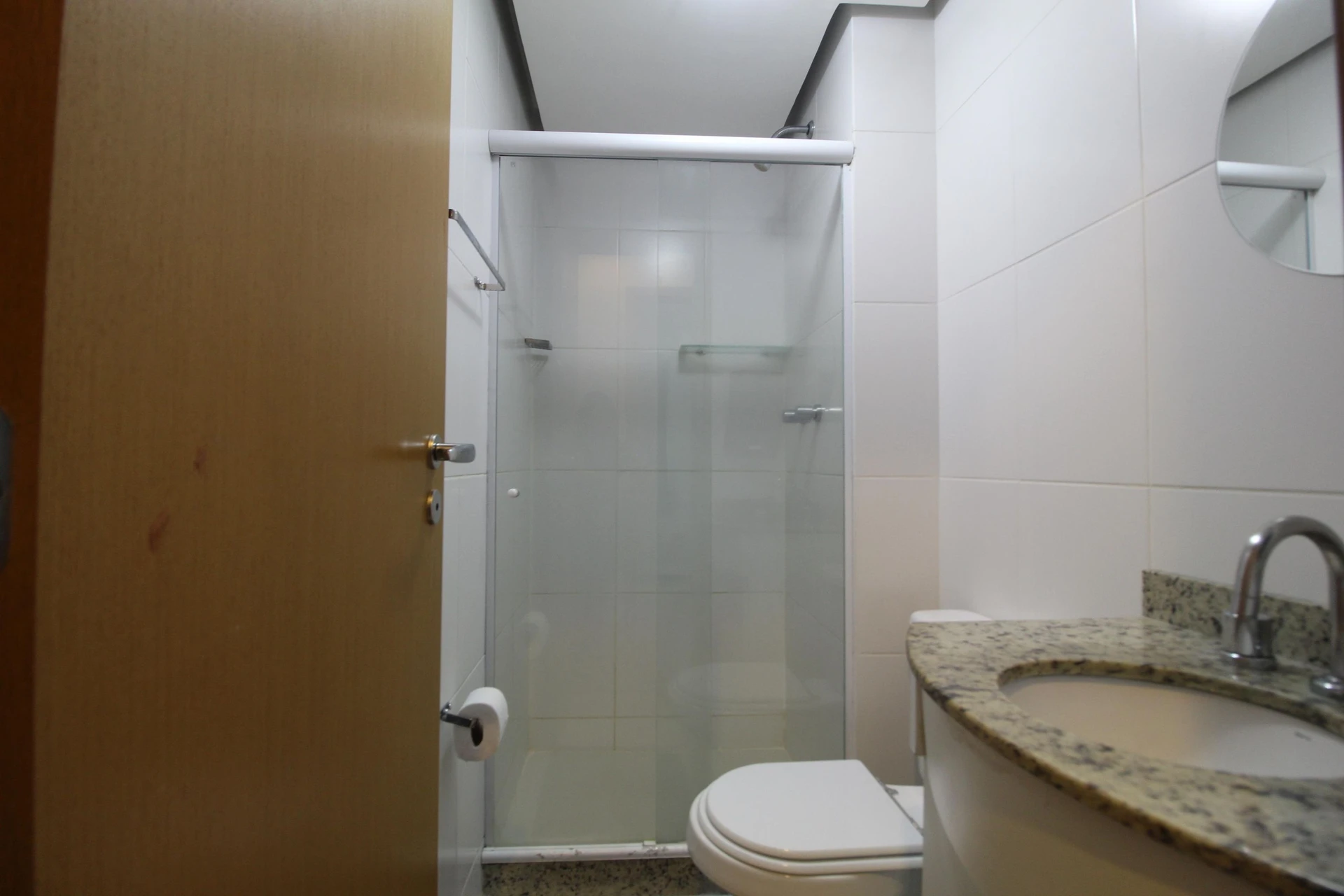 Glass-enclosed balcony in a 3-bedroom apartment, 77 m² — photo 50