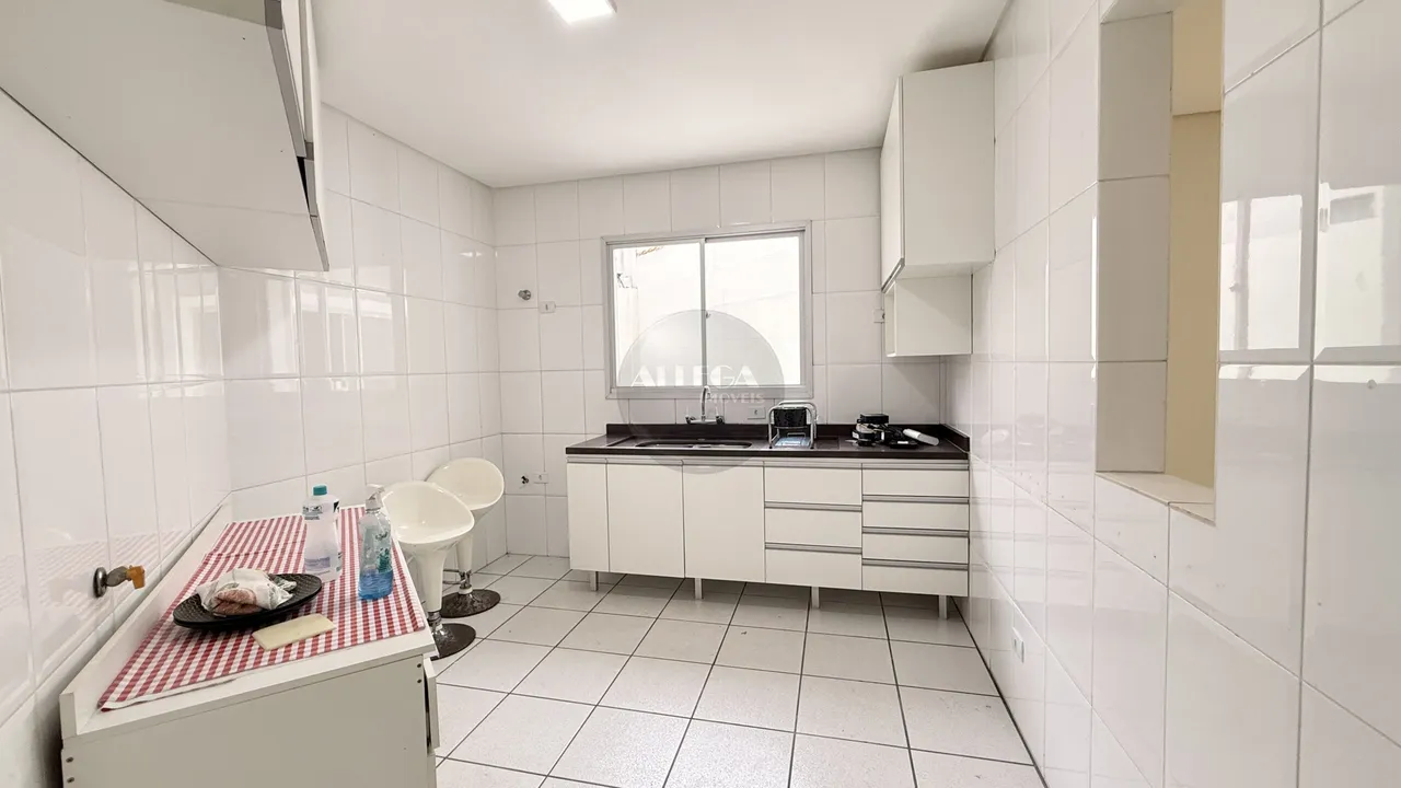 House with 4 bedrooms and a washing machine — photo 6