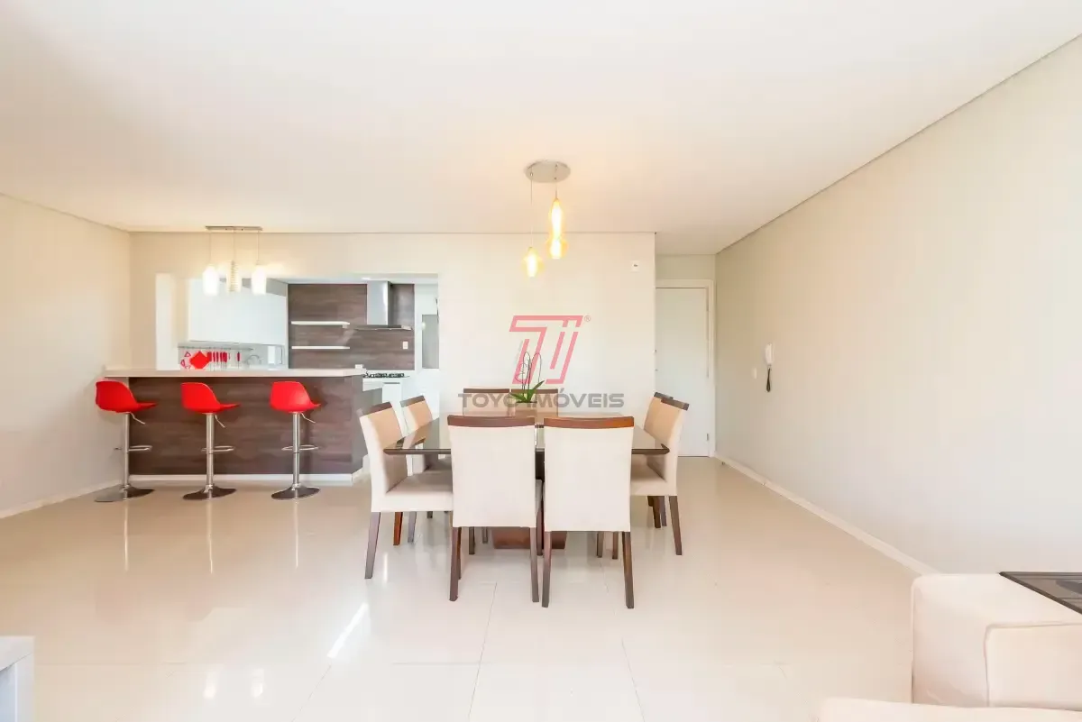 3-bedroom apartment with 197 m², 2 parking spots and balcony — photo 7