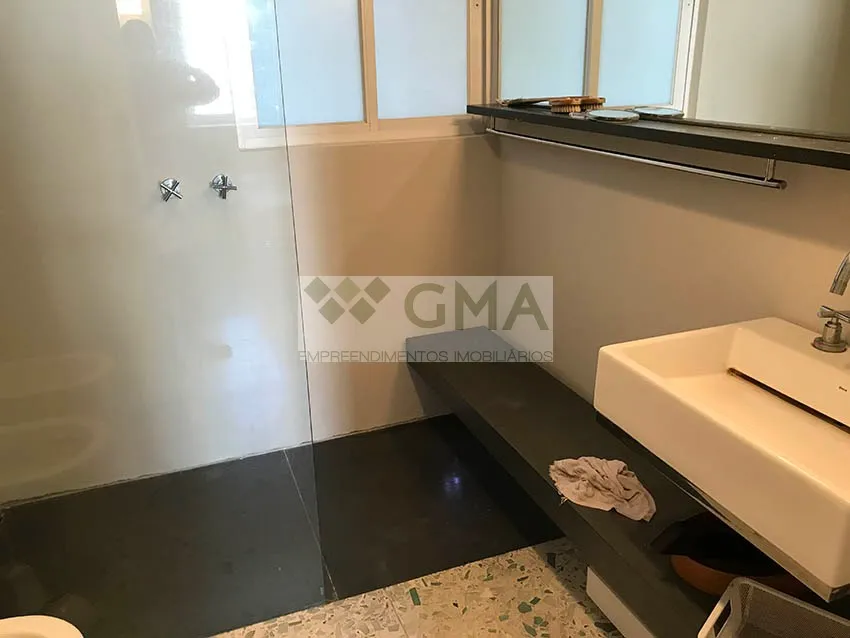 Furnished apartment with open kitchen and gas stove — photo 8