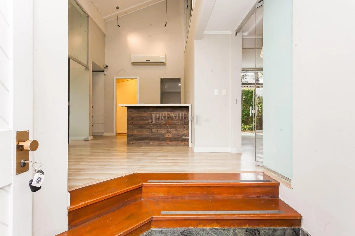 7-bedroom house with a home office in Curitiba — photo 15