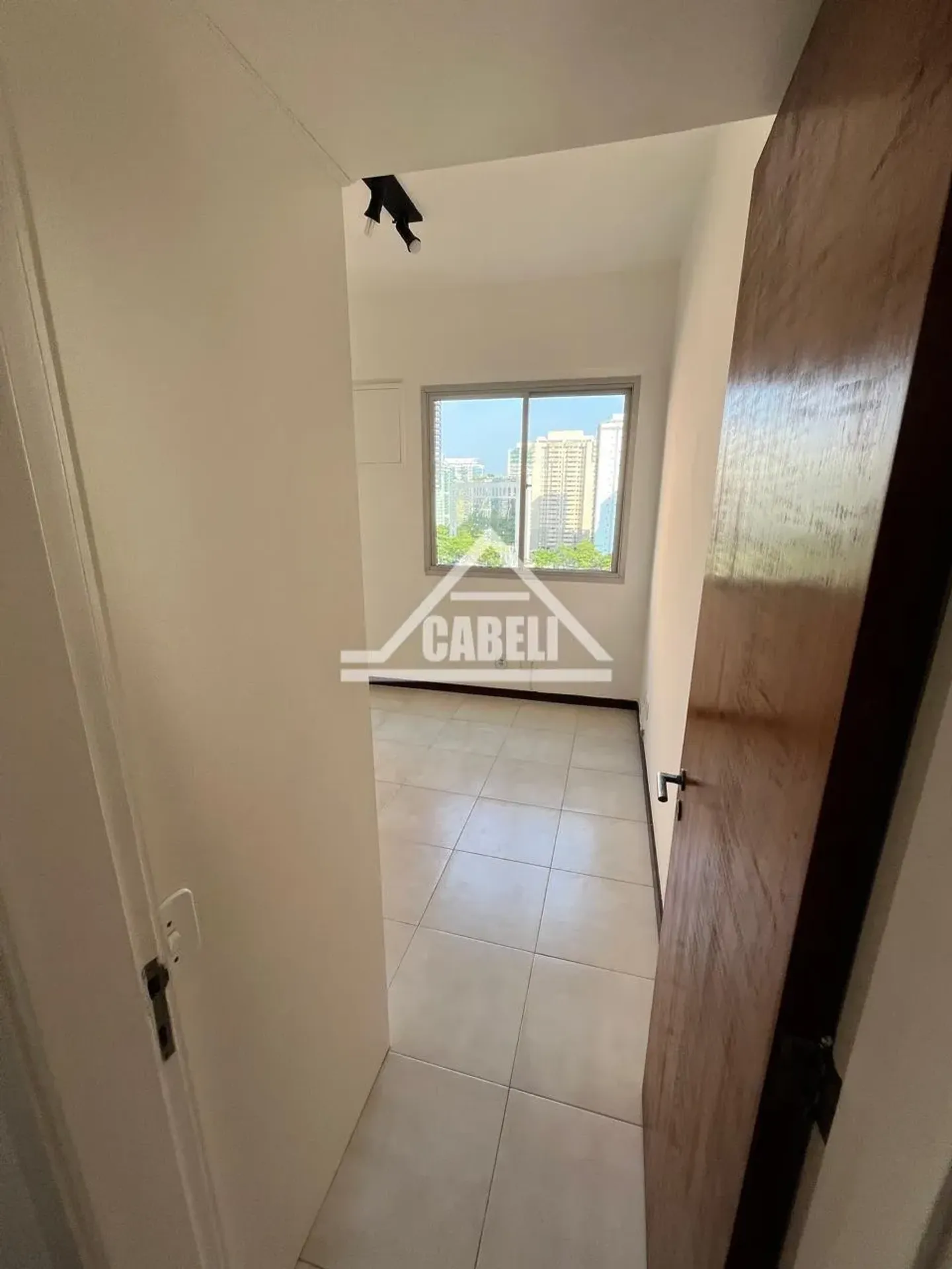 Apartment, 91 m², with a walk-in closet — photo 17