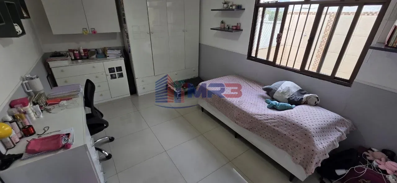 Casa duplex com varanda e 3 quartos e 197 m² — photo 34