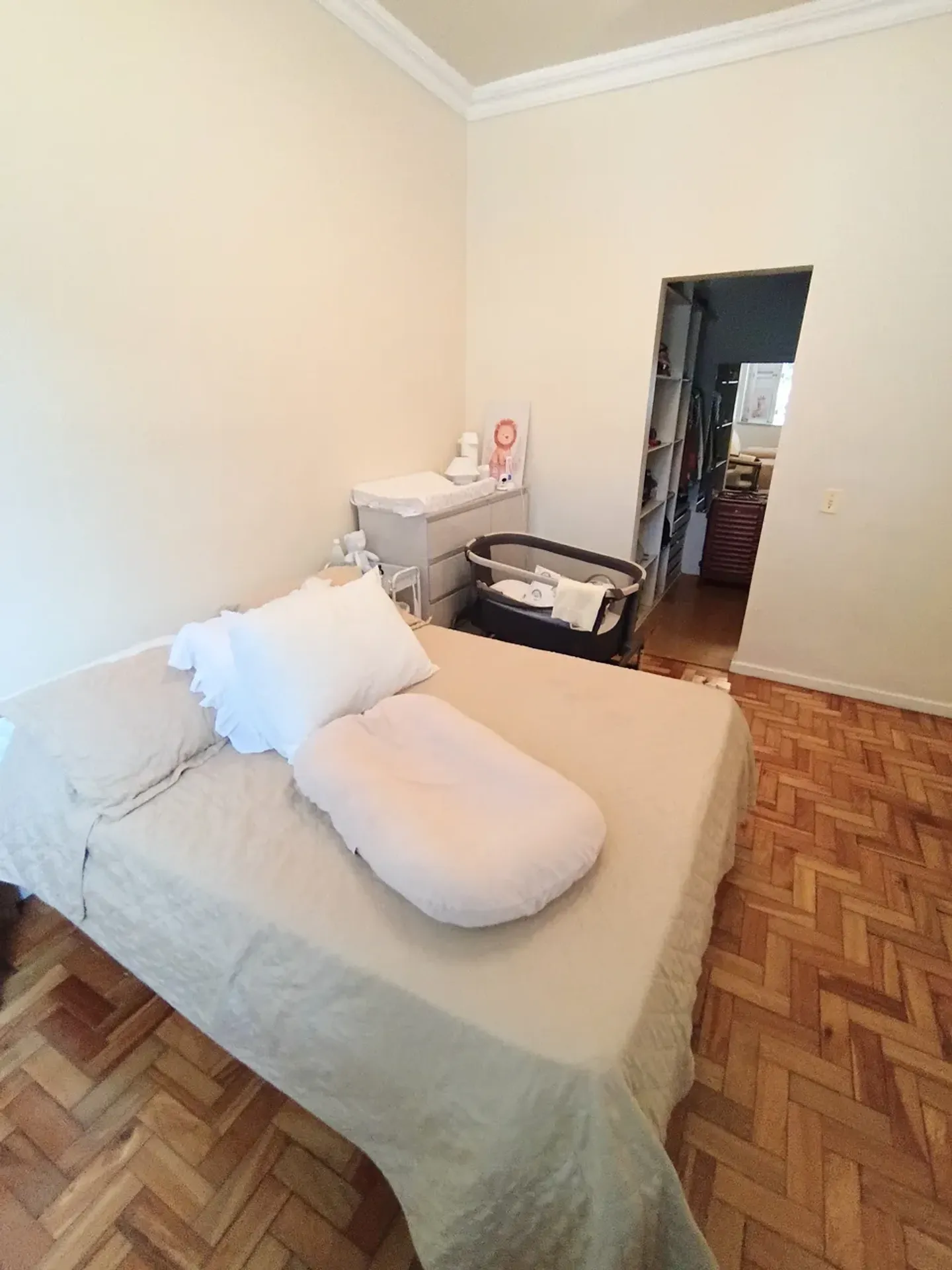 Furnished apartment, 67 m², with a bathtub — photo 16