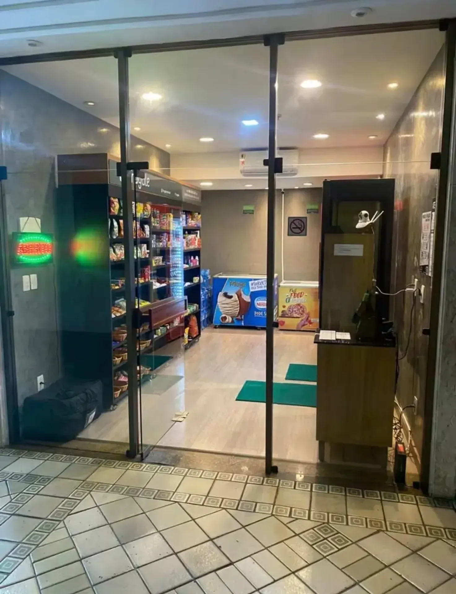 Apartamento mobiliado com 2 quartos e cozinha americana — photo 38