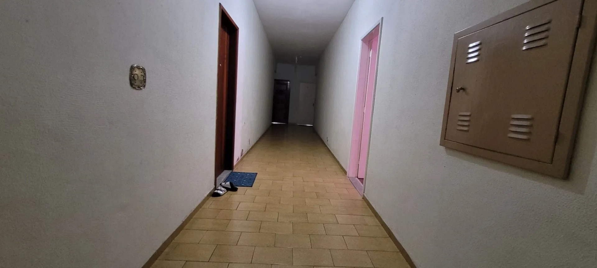 Квартира 96 м² з 2 спальнями та балконом — photo 31