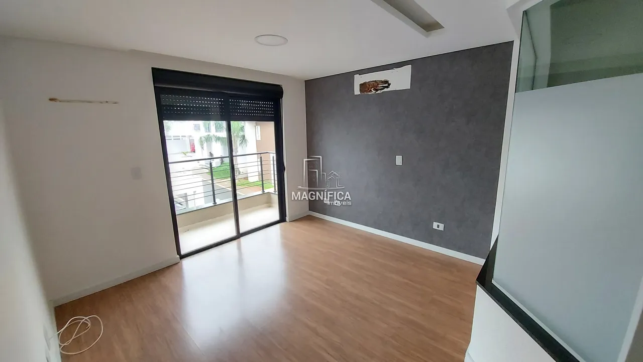 Unfurnished house with 5 bedrooms and 6 bathrooms — photo 10