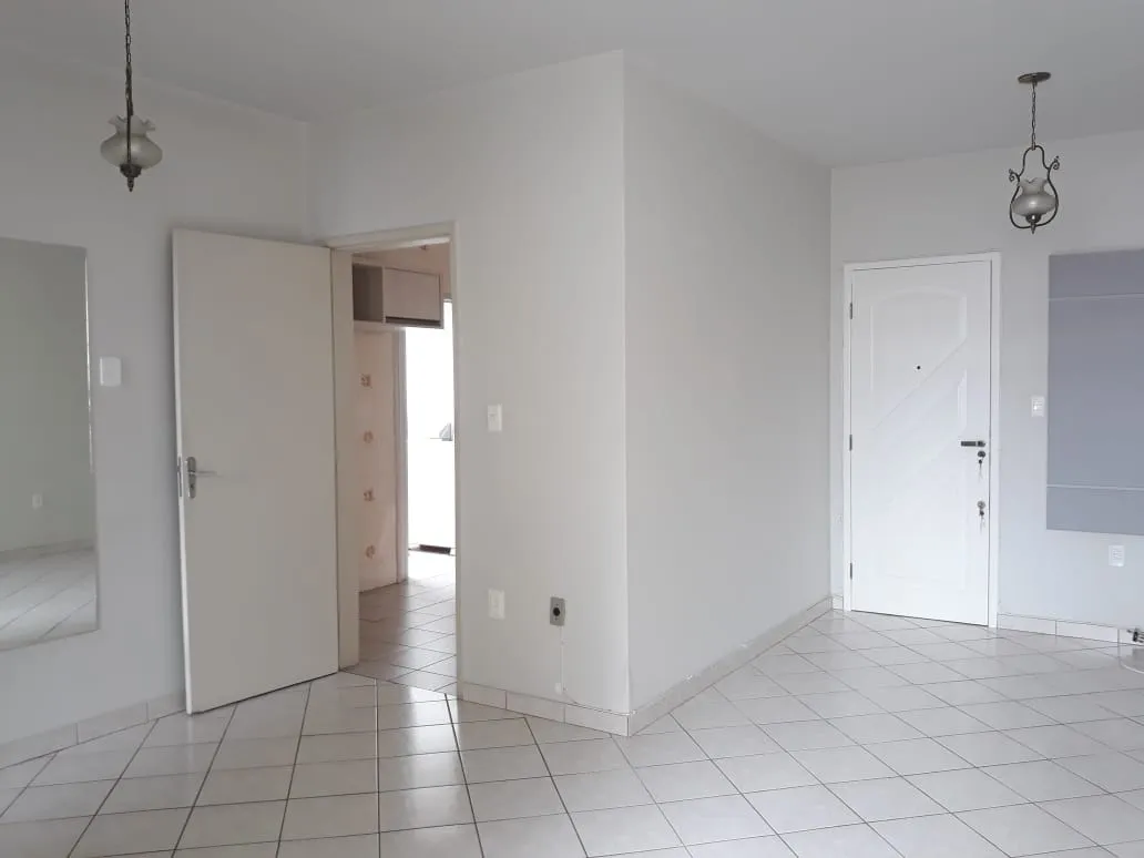 3-bedroom apartment, 1 with its own bathroom, 87 m² — photo 14