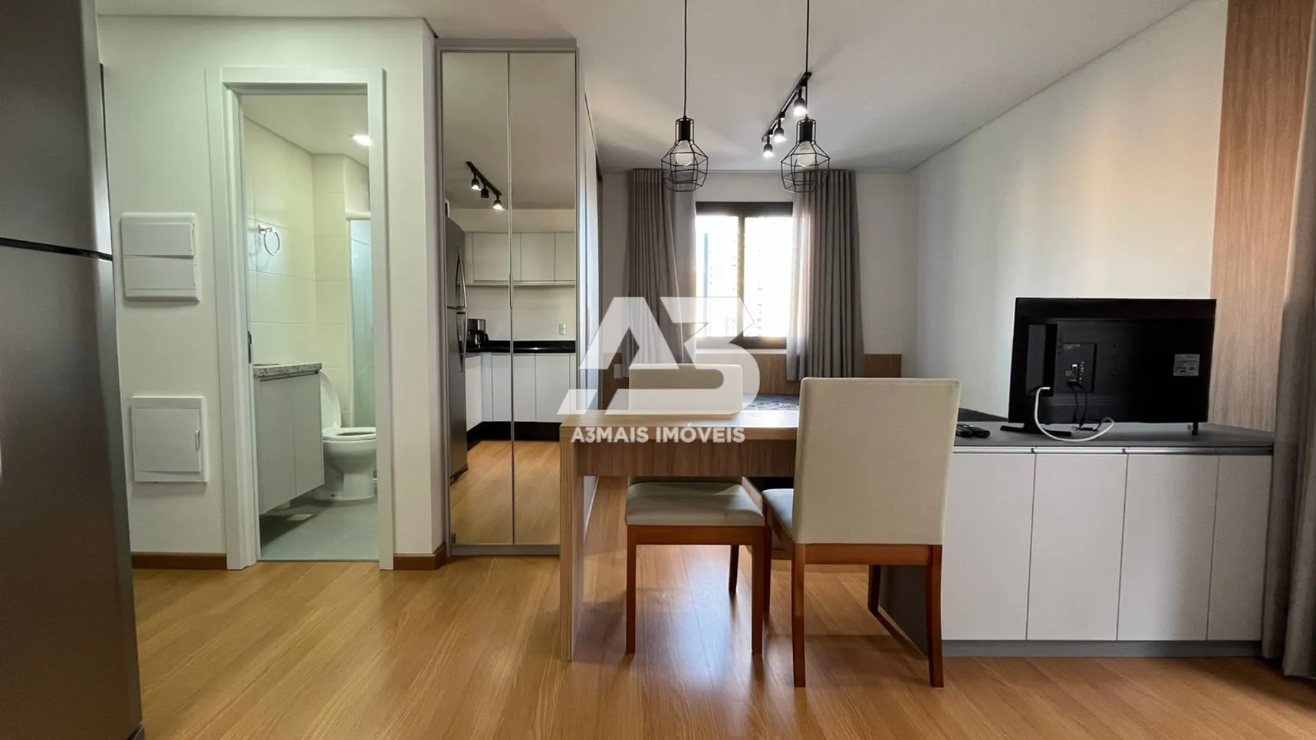 Furnished studio with open-plan kitchen and AC — photo 5