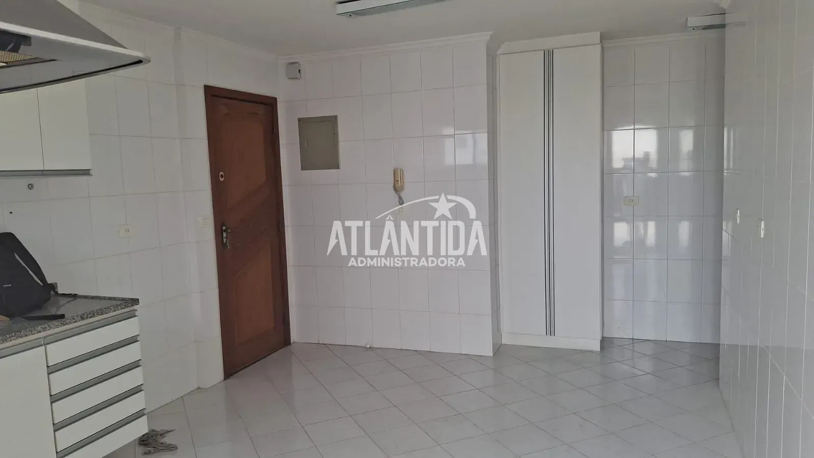 Cobertura com 3 quartos, 3 banheiros e varanda — photo 24