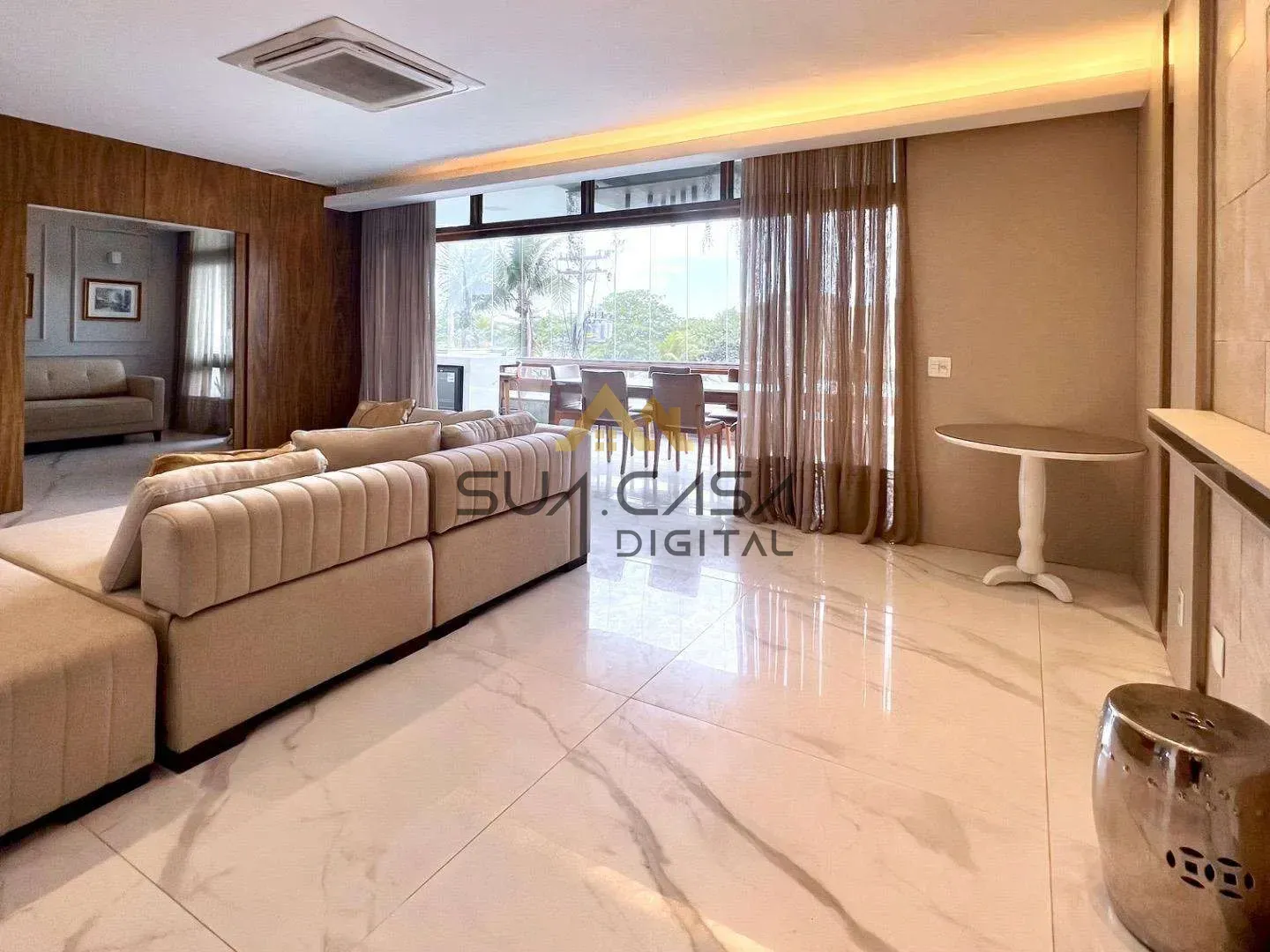Apartamento mobiliado, 208 m², com janelas do piso ao teto — photo 2