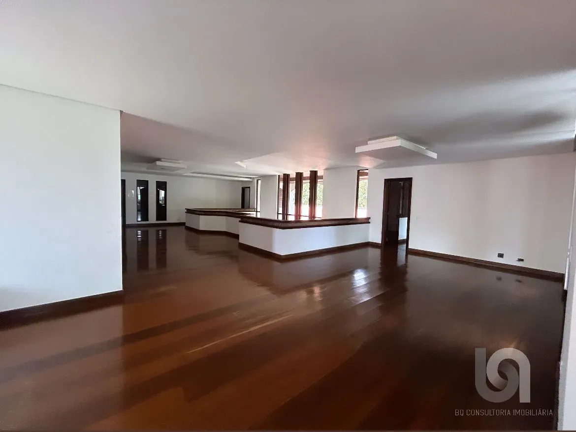 Casa sin amueblar con 5 dormitorios y parrilla en la terraza — photo 16
