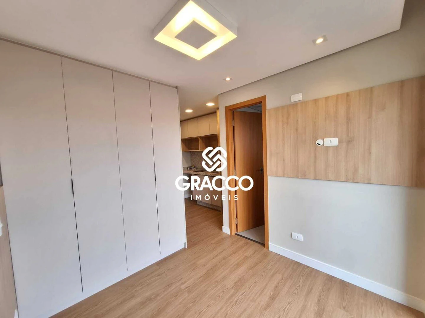 Home office in a one-bedroom apartment, 40 m² — photo 8