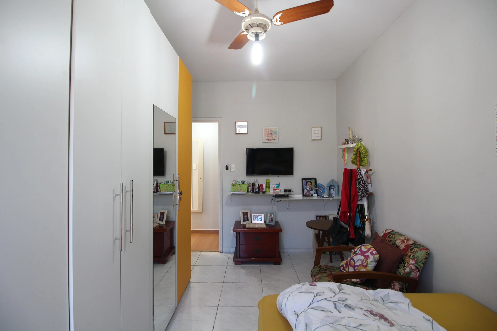 Furnished 2-bedroom apartment with 2 bathrooms — photo 13