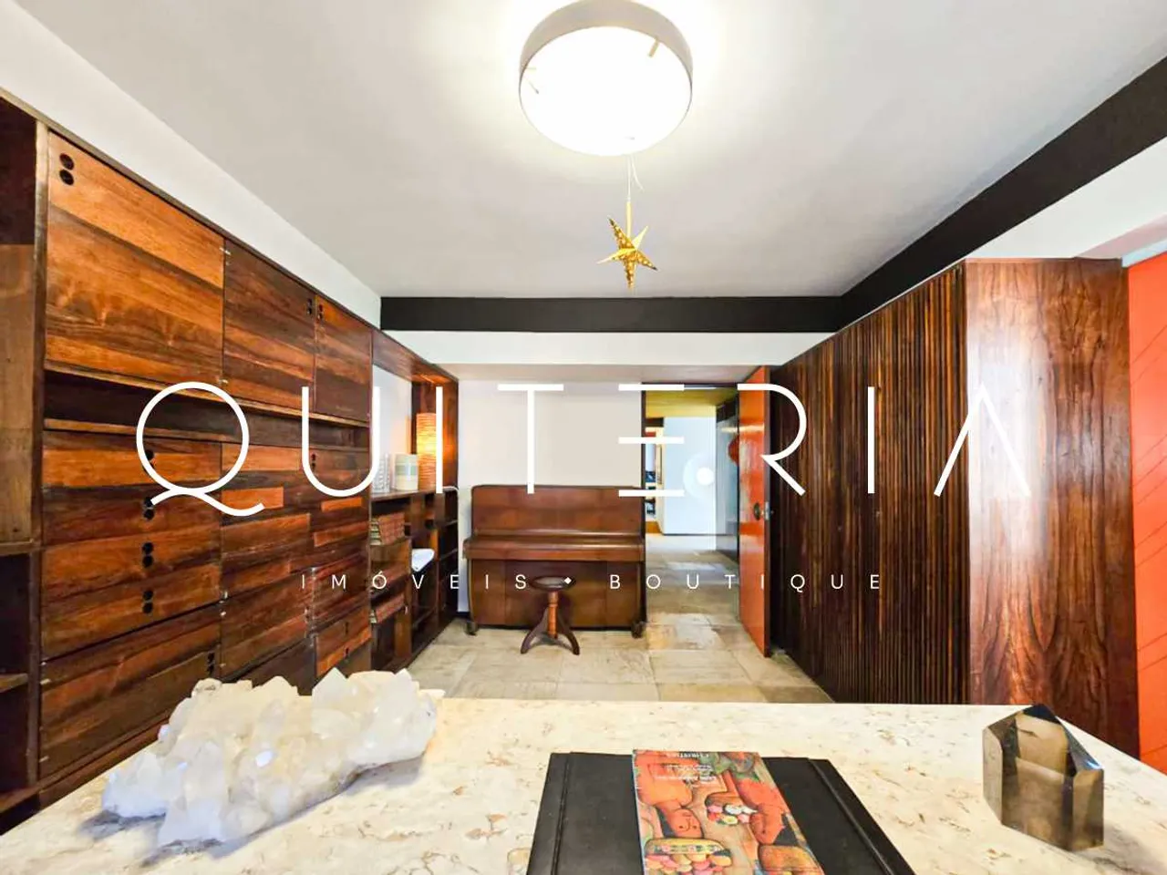 4-bedroom apartment with 4 bathrooms across 300 m² — photo 7