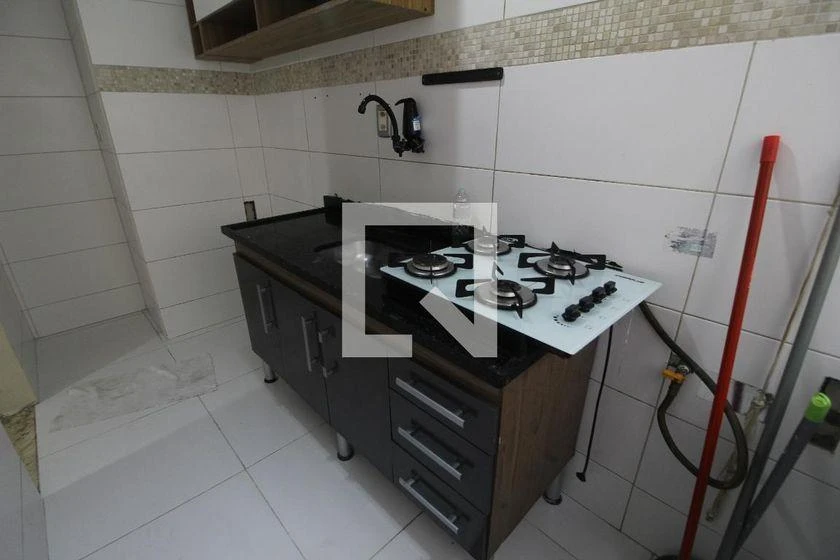Apartamento de 3 quartos em condomínio com piscina — photo 22