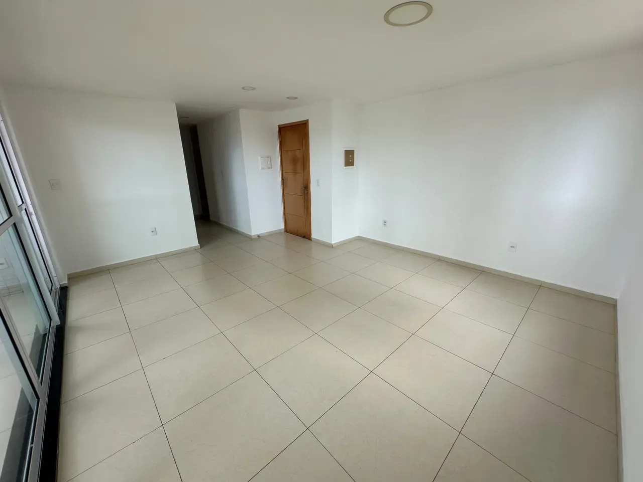 2-bedroom apartment with a washing machine in João Pessoa — photo 15