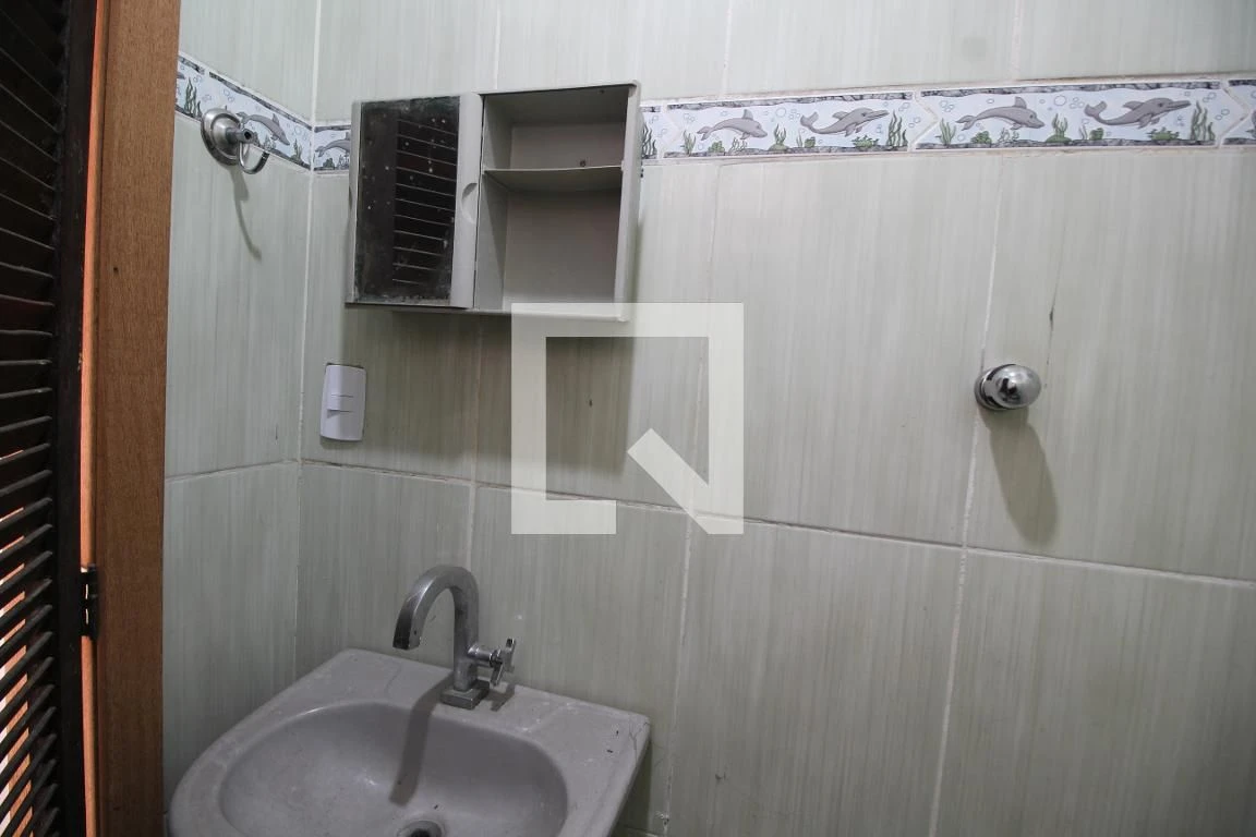 Apartment with 2 bedrooms and a balcony and closed kitchen — photo 37