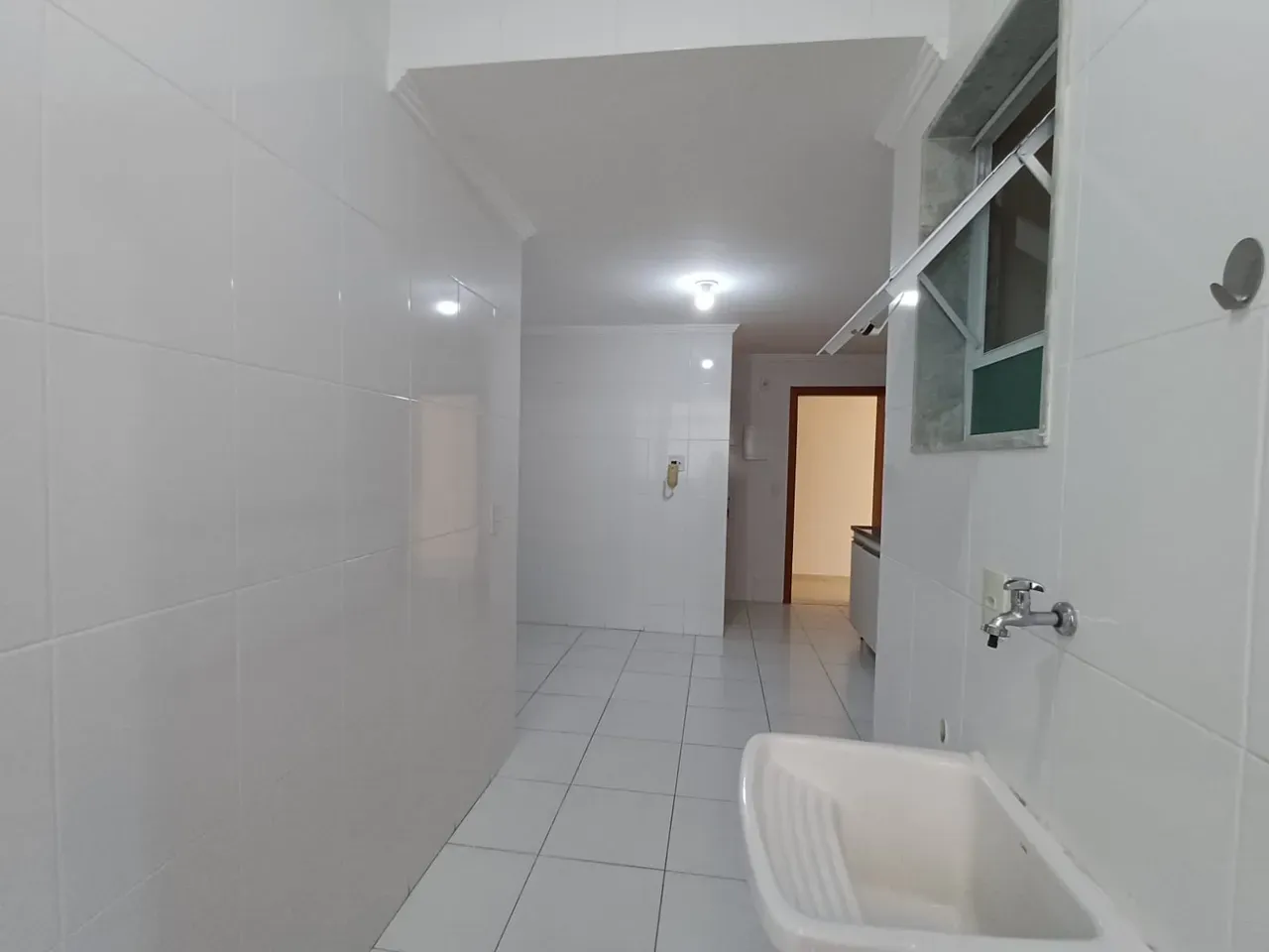 2-bedroom apartment, 1 with its own bathroom, 98 m² — photo 28