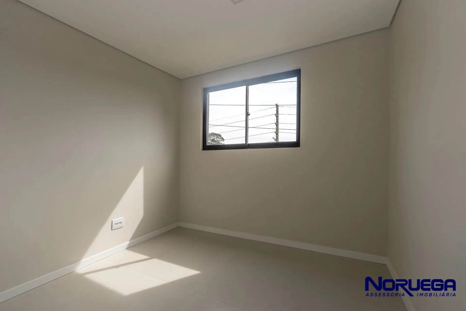 Unfurnished 2-bedroom apartment with 1 parking space — photo 22