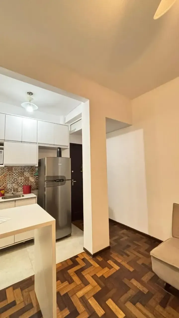 Furnished 1-bedroom apartment with integrated kitchen — photo 2