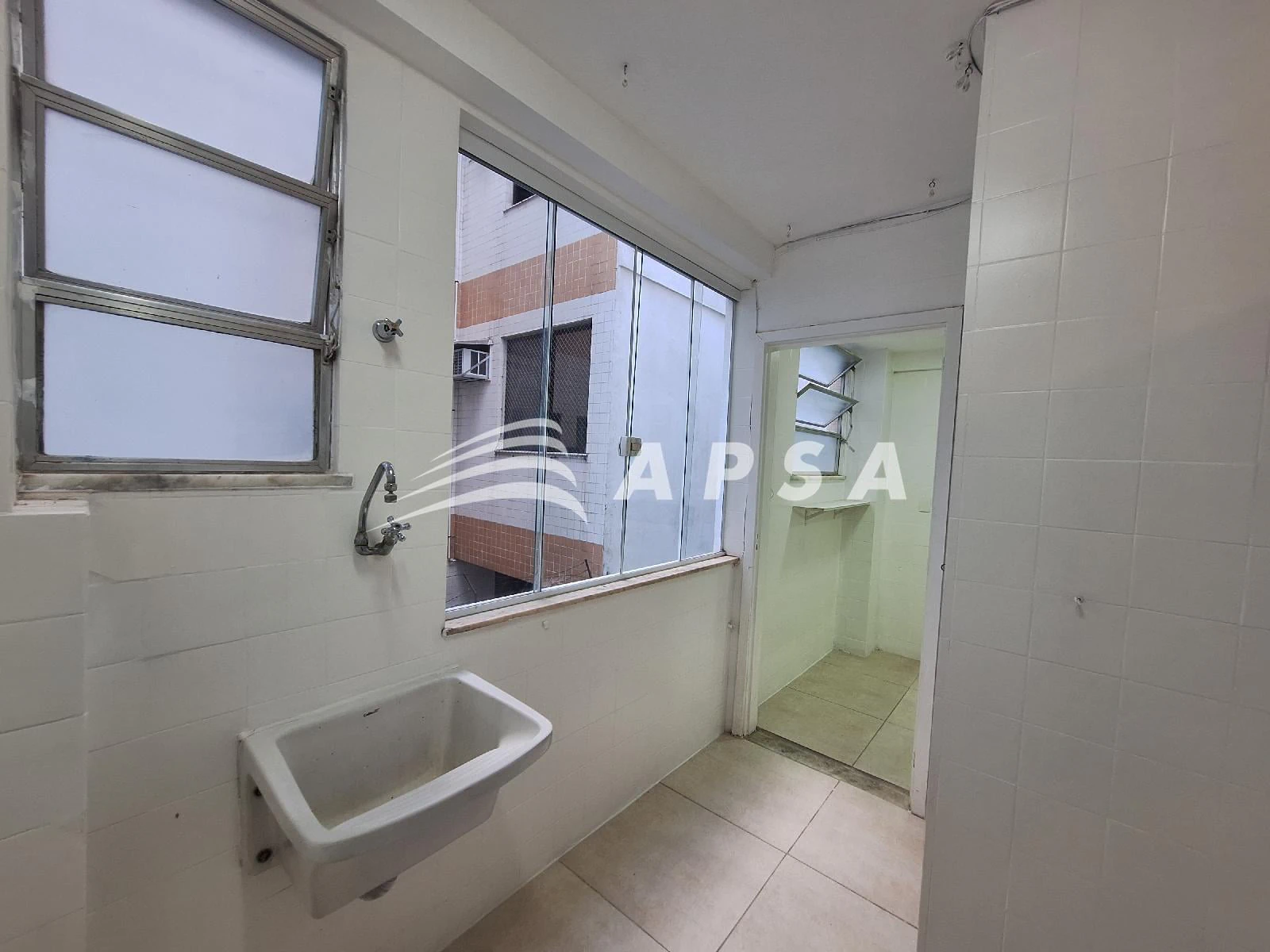 Apartamento triplex de 2 quartos com garagem para 2 carros — photo 17
