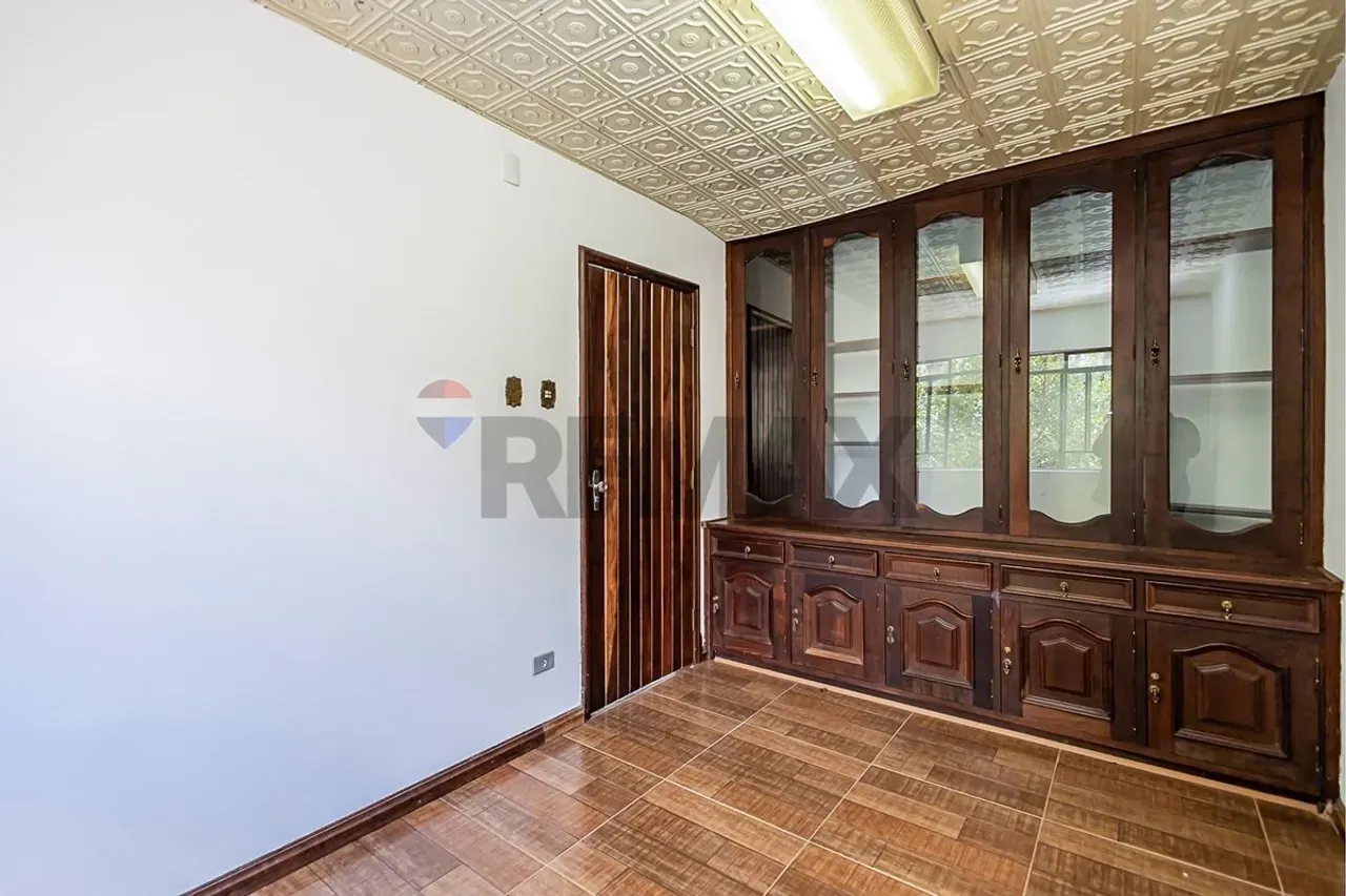 House with 3 bedrooms, 1 en-suite and private garden 309 m² — photo 5
