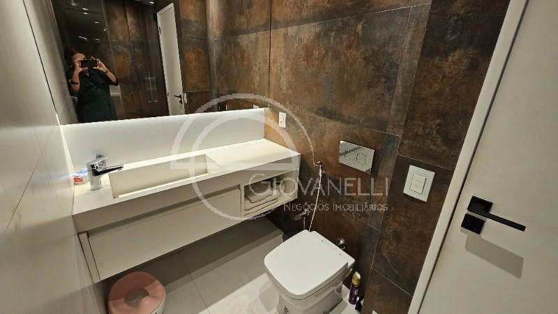 Мебльована квартира з 4 спальнями, 5 ванними і 4 місцями — photo 7