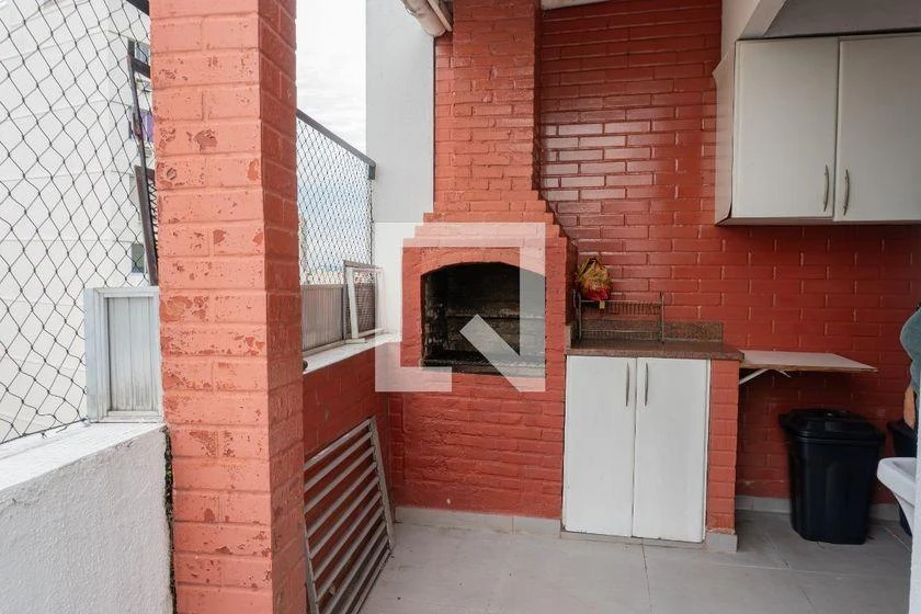 2-bedroom apartment with a grill on the balcony — photo 20
