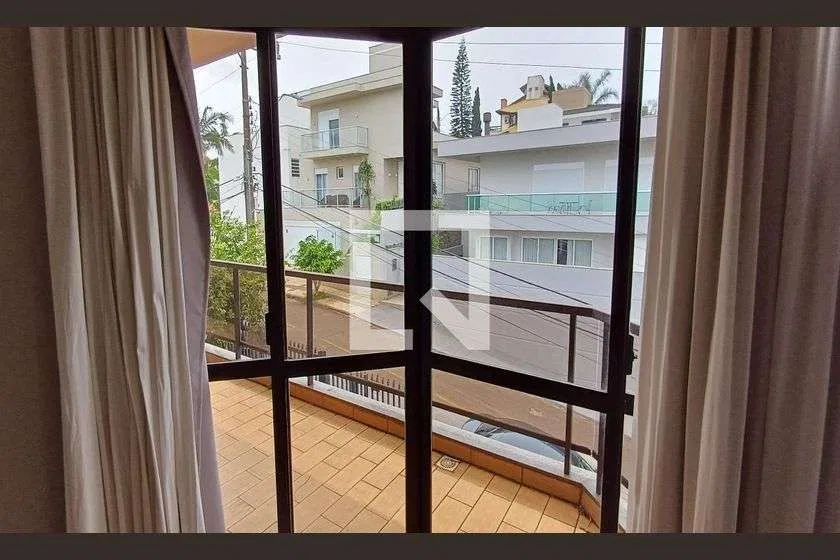 Casa amoblada en alquiler con 3 suites y piscina — photo 28