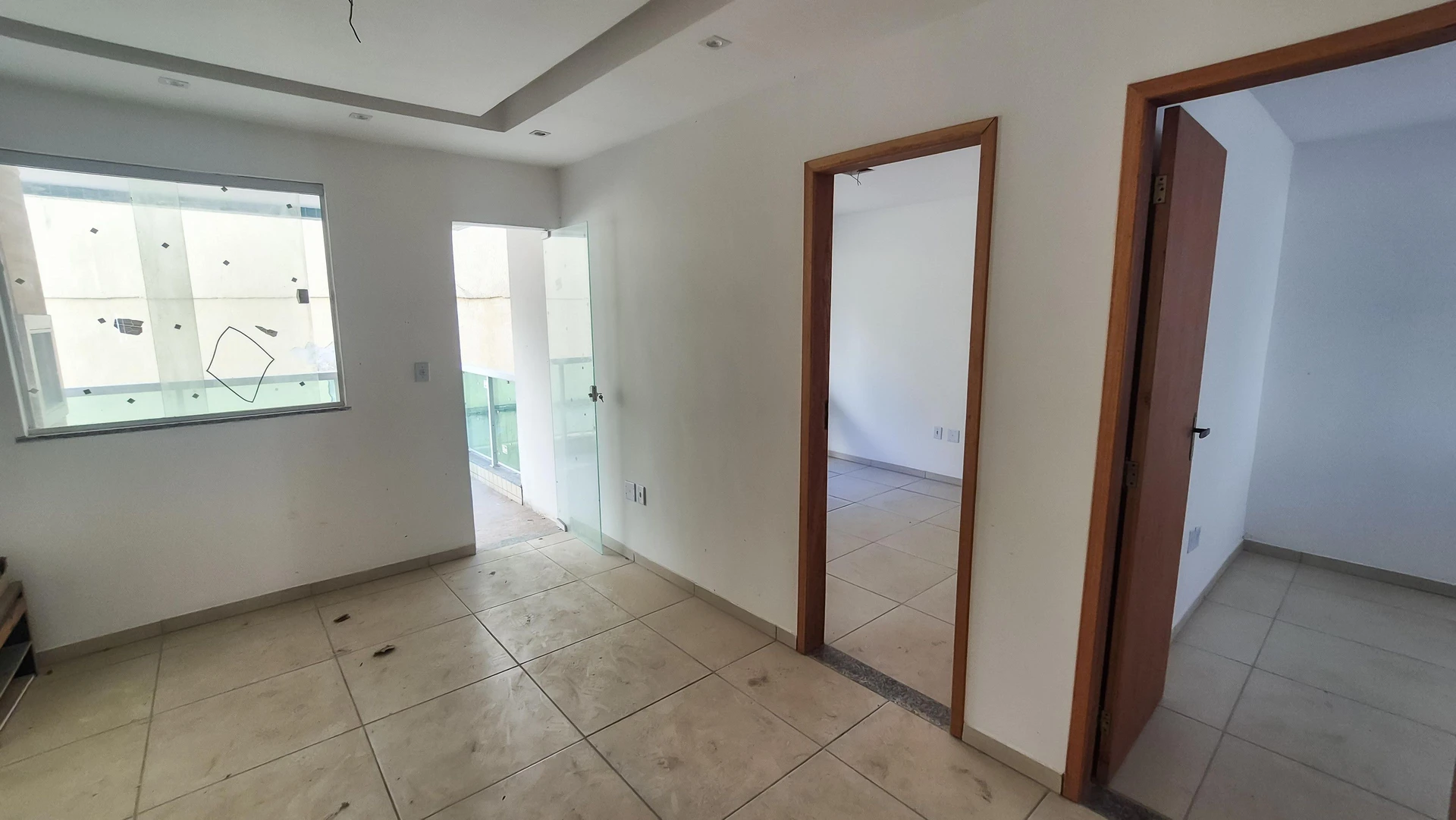 2-bedroom unfurnished apartment with closed kitchen — photo 21