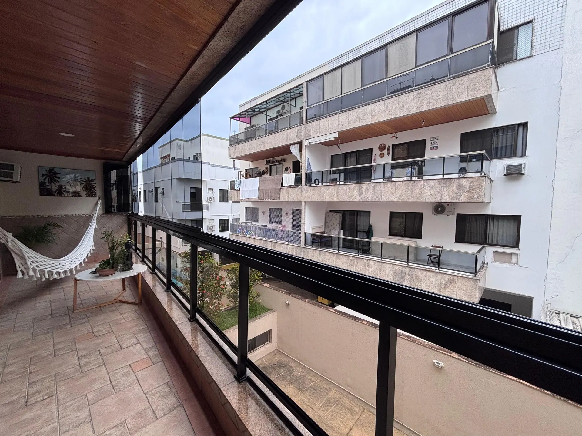 Apartamento mobiliado com 3 quartos e varanda — photo 29