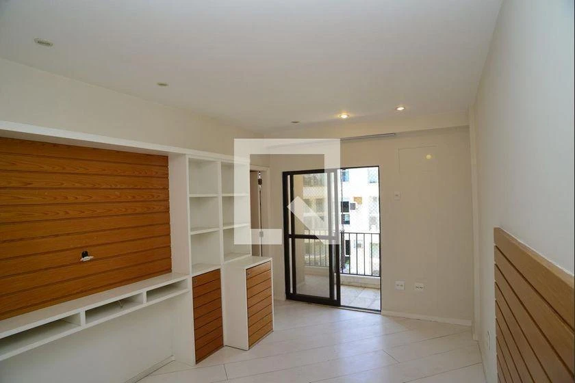 Apartamento para aluguel com 3 quartos e varanda de vidro — photo 43