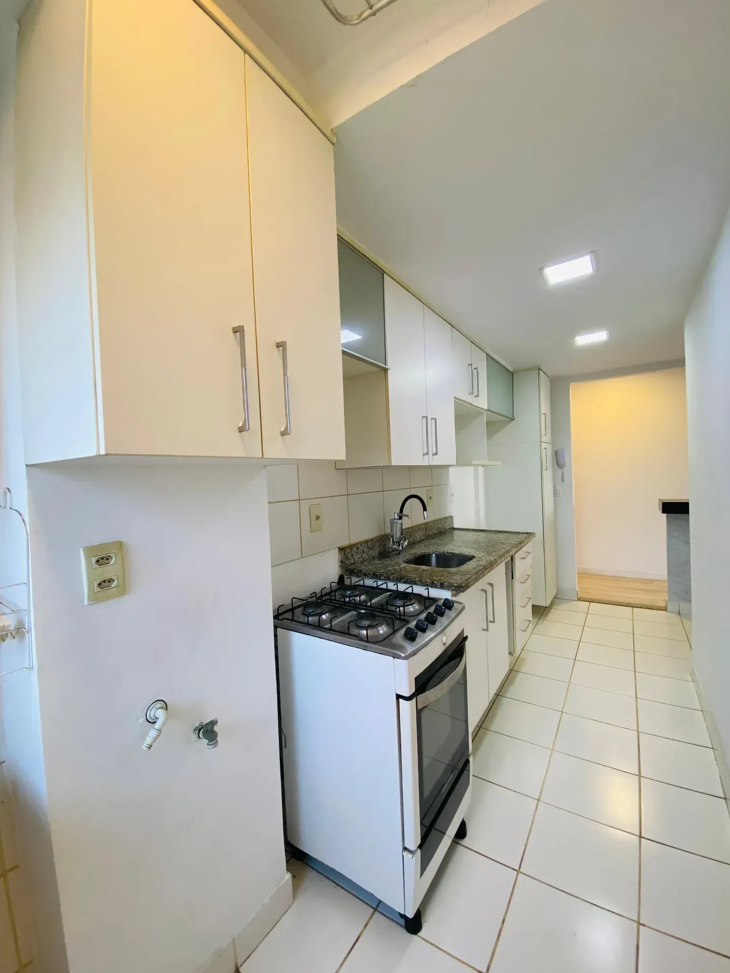 3-bedroom apartment with 2 en-suites, 70 m² on the 7th floor — photo 29