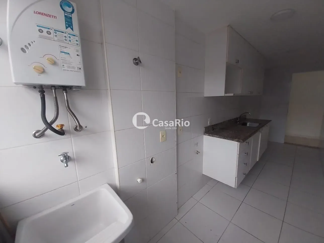 2-bedroom apartment in a building with a pool — photo 21