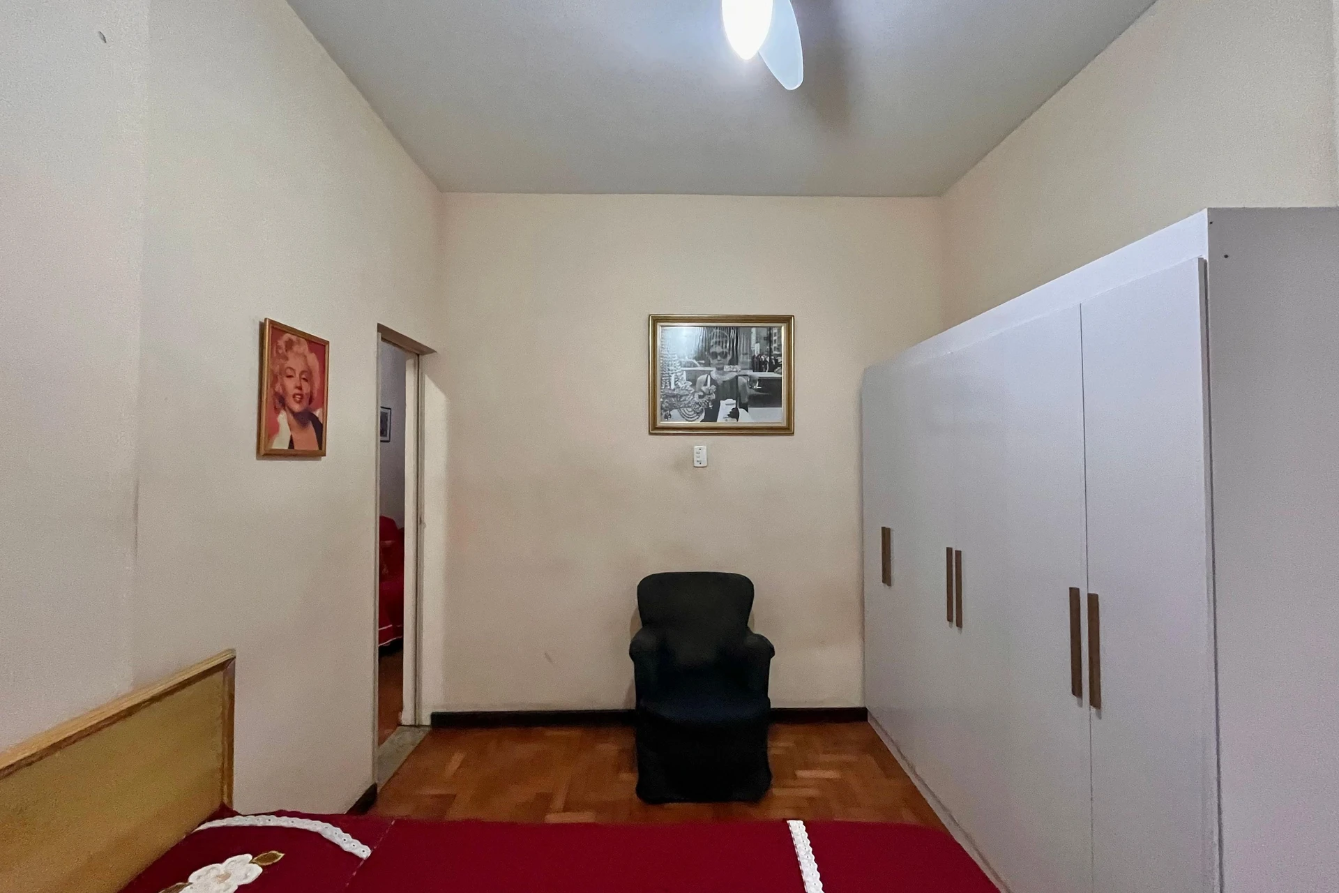 Furnished 2-bedroom apartment with a separate kitchen — photo 7