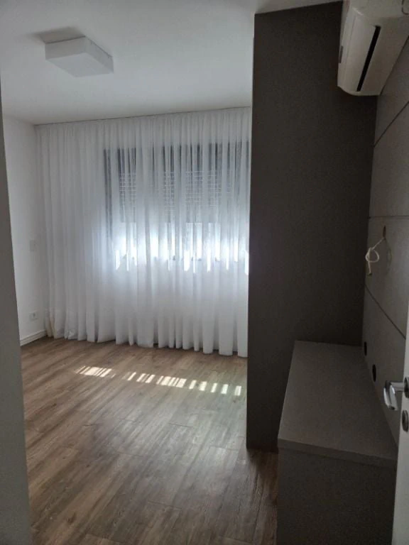 2-bedroom apartment with a private BBQ